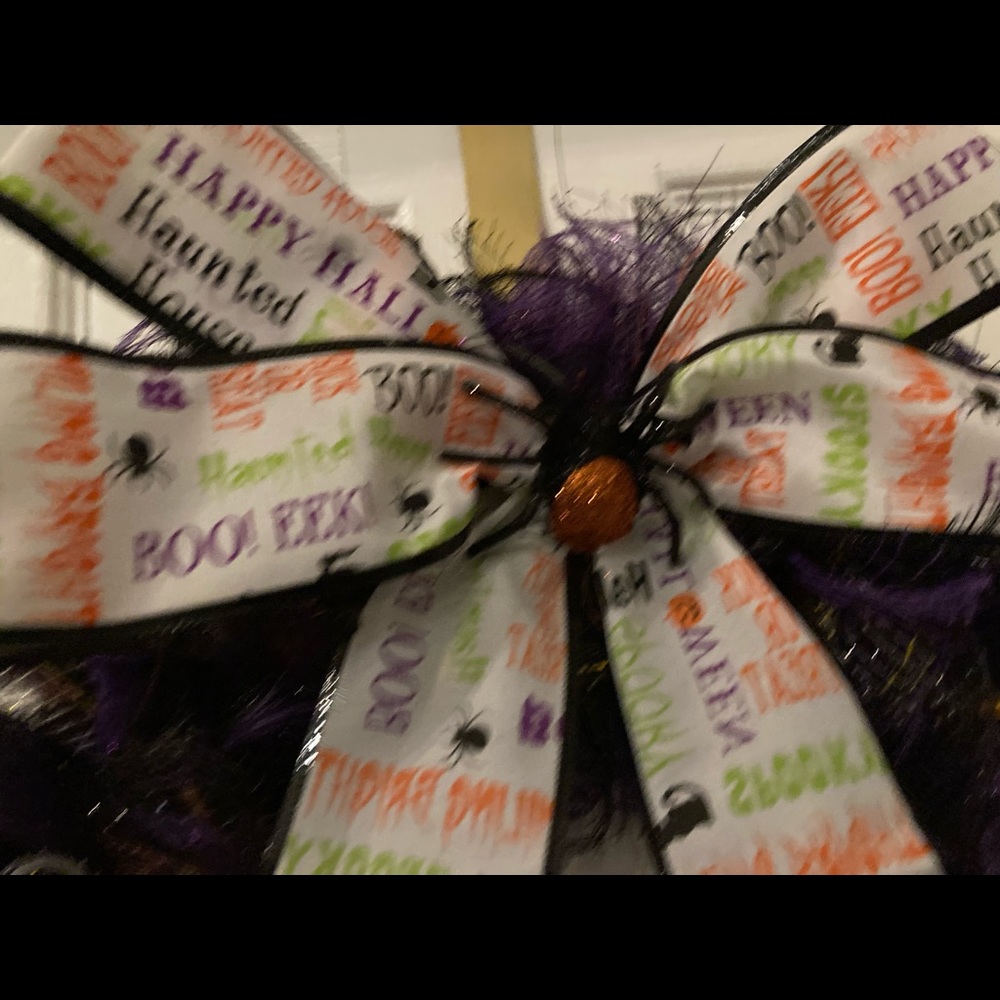 Halloween wreath - Picture 3 of 7